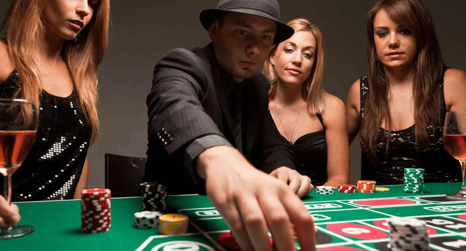 Pai Gow Poker - A Guide Through Casino Gambling 1 Pai Gow Poker A Guide Through Casino Gambling
